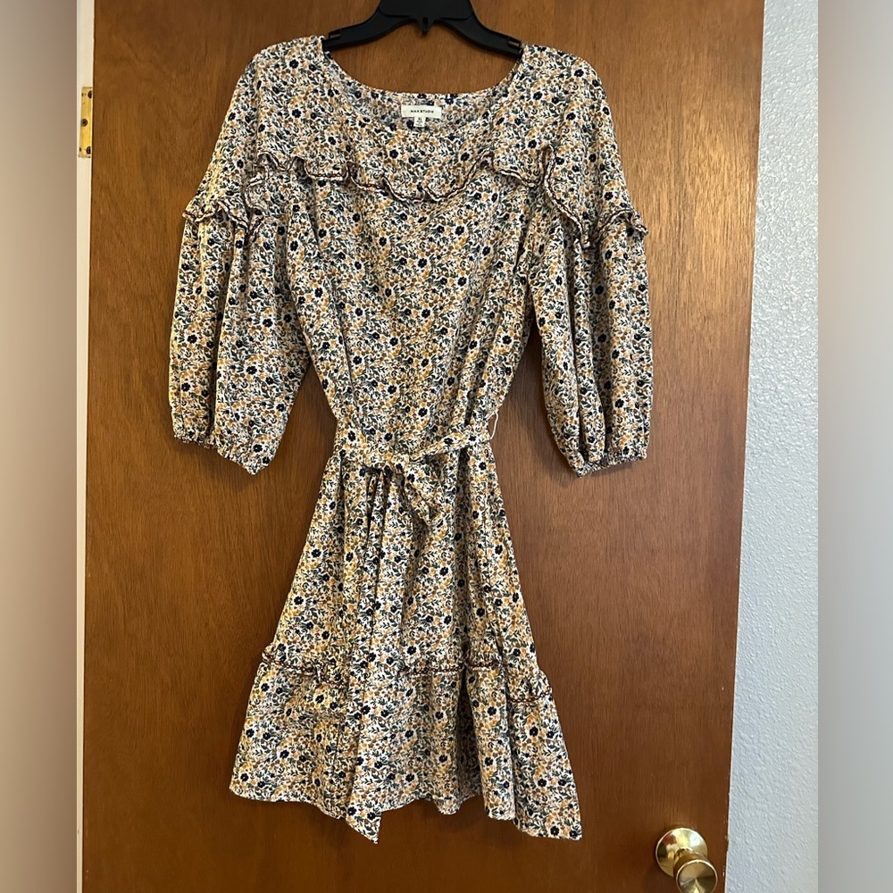 Max Studio Yellow & Navy Floral Puff-Sleeve Mini Dress